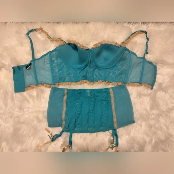 Power Femme Lace Bustier Bra & Garter Skirt Set in Azure Blue & Champagne - Picture 2 of 11